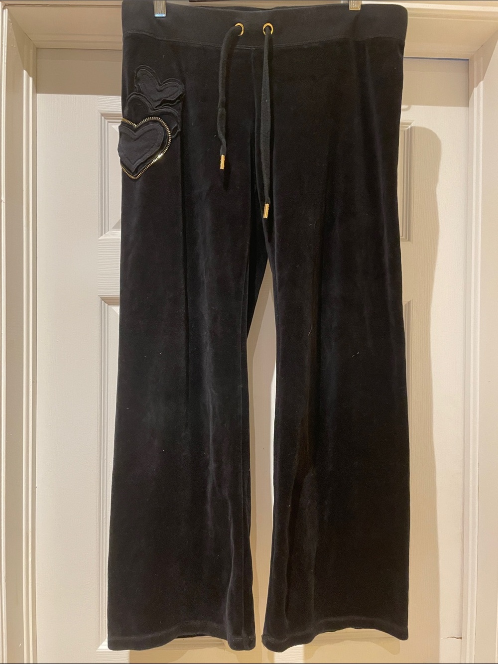 Juicy Couture Black Velour Low Rise Pants Heart Detail Y2K Glam M